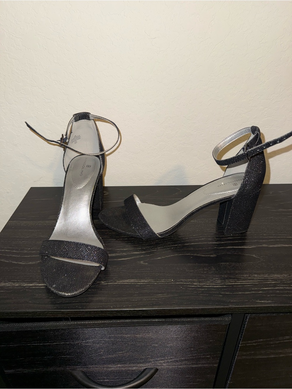 Women’s Bandolino Black Glitter Block Heels